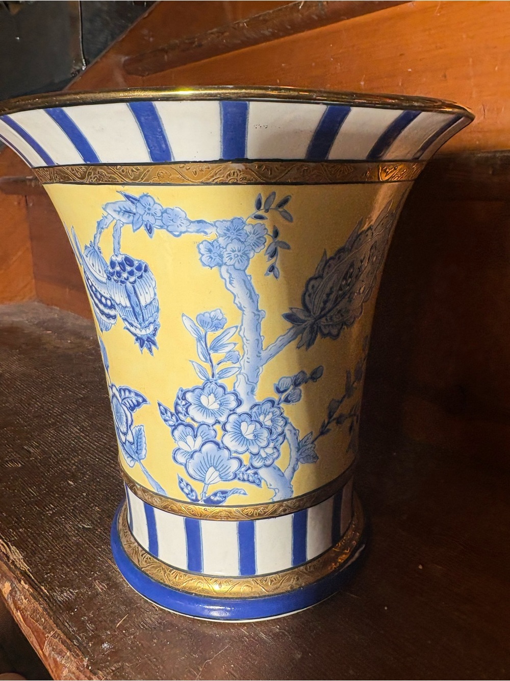 RARE KINDER HARRIS 1990 Yellow and Blue Floral Ceramic Decorative Vase